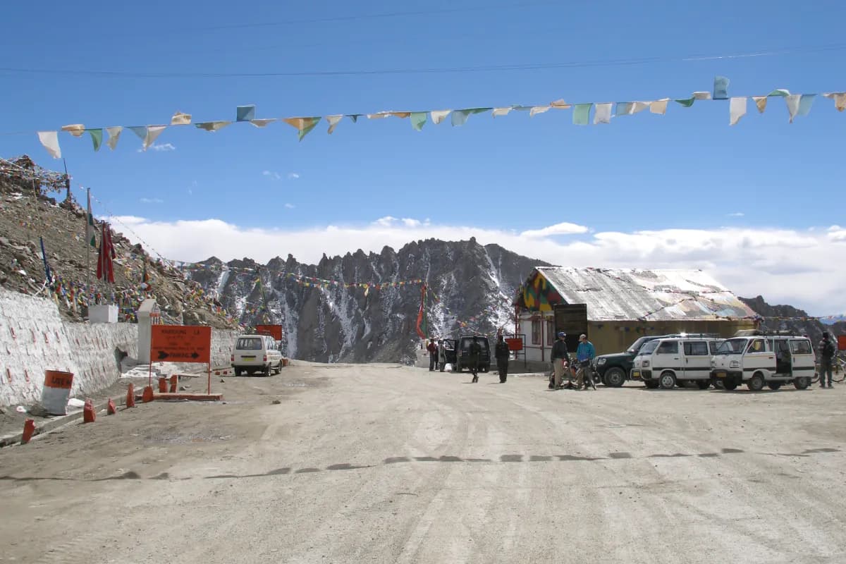 Khardung La Pass