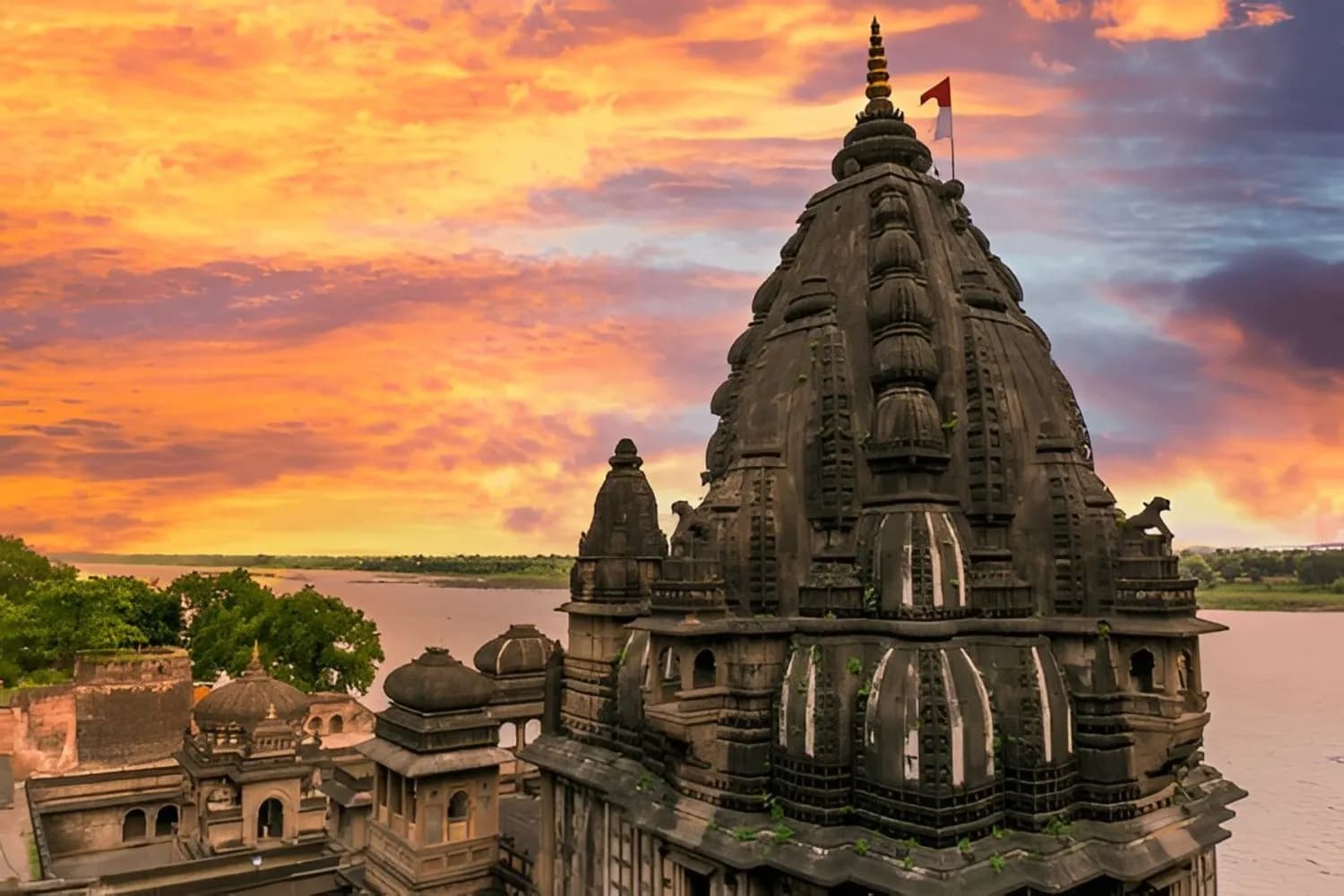 02 Jyotirlingas Darshan Tour