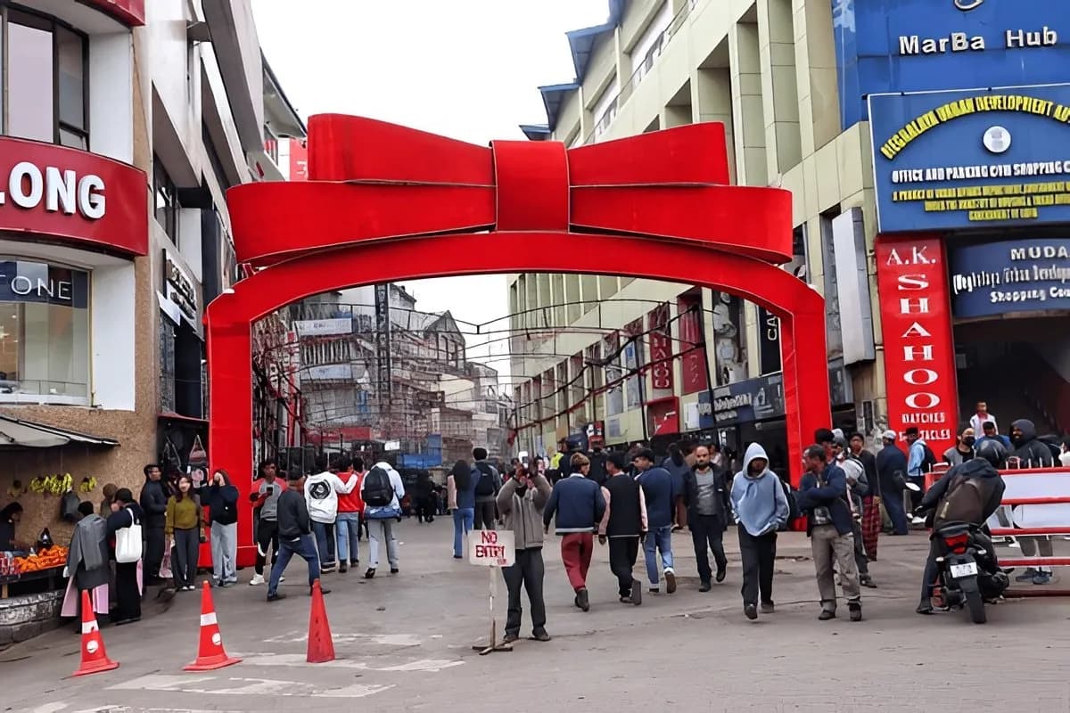People Shopping in Meghalaya