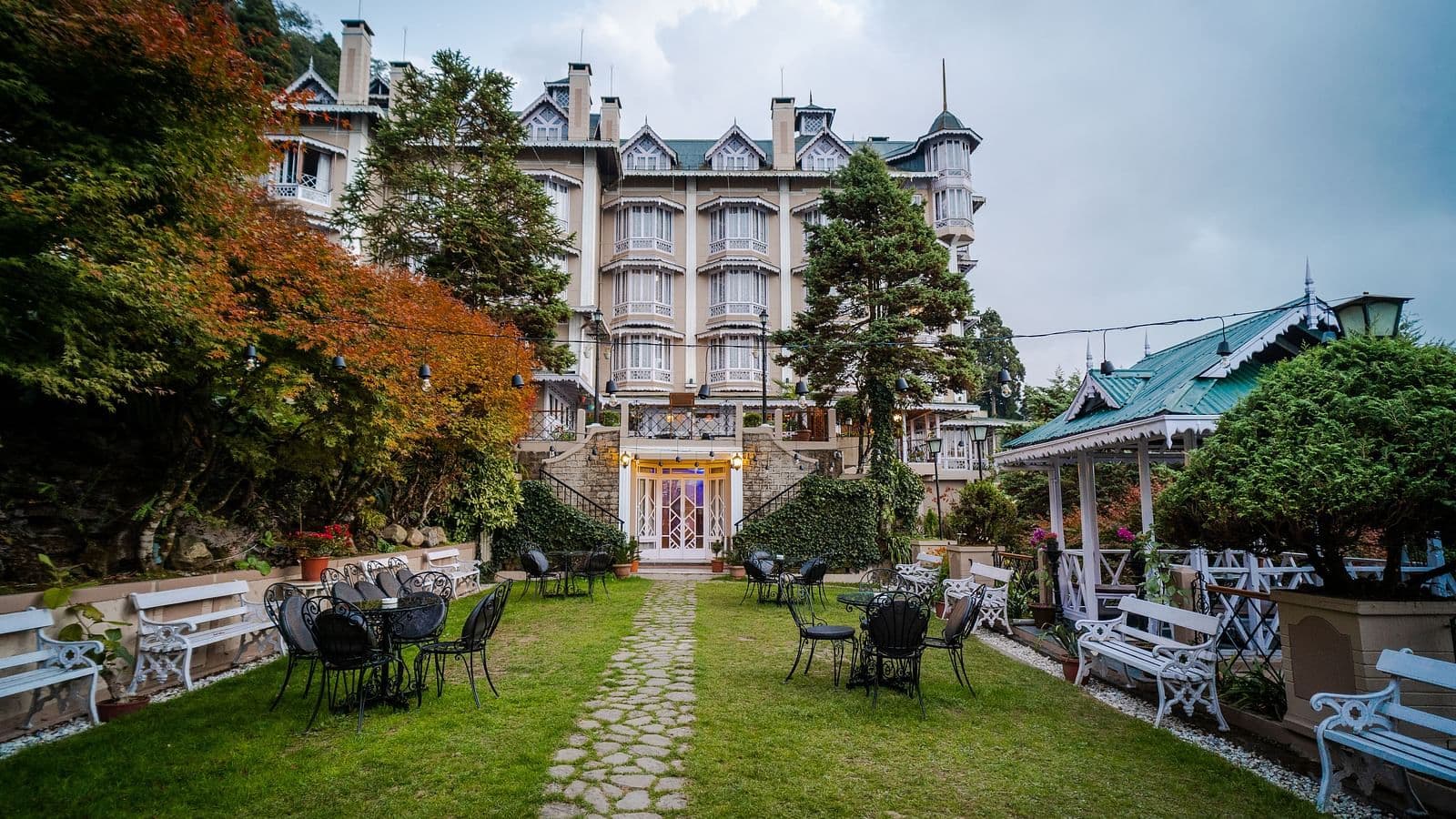 Cedar Inn