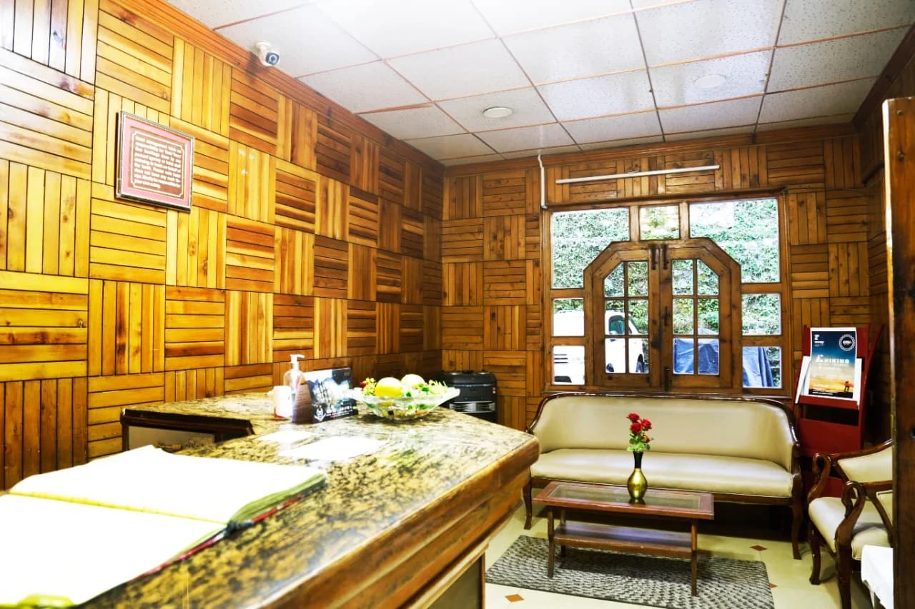 Hotel Aroma by Royal Collection Hotels