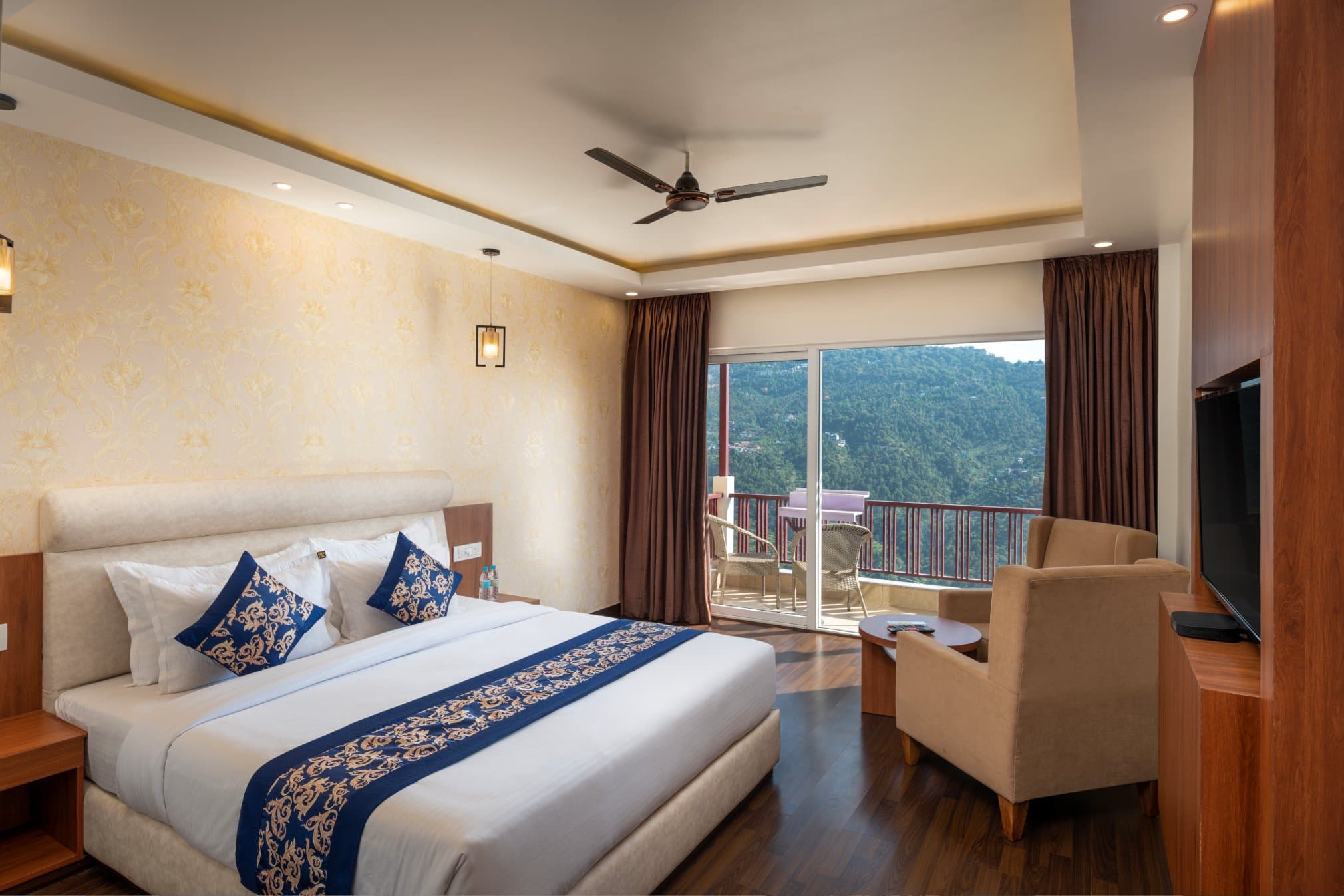 Hotel The Chabal Kasauli