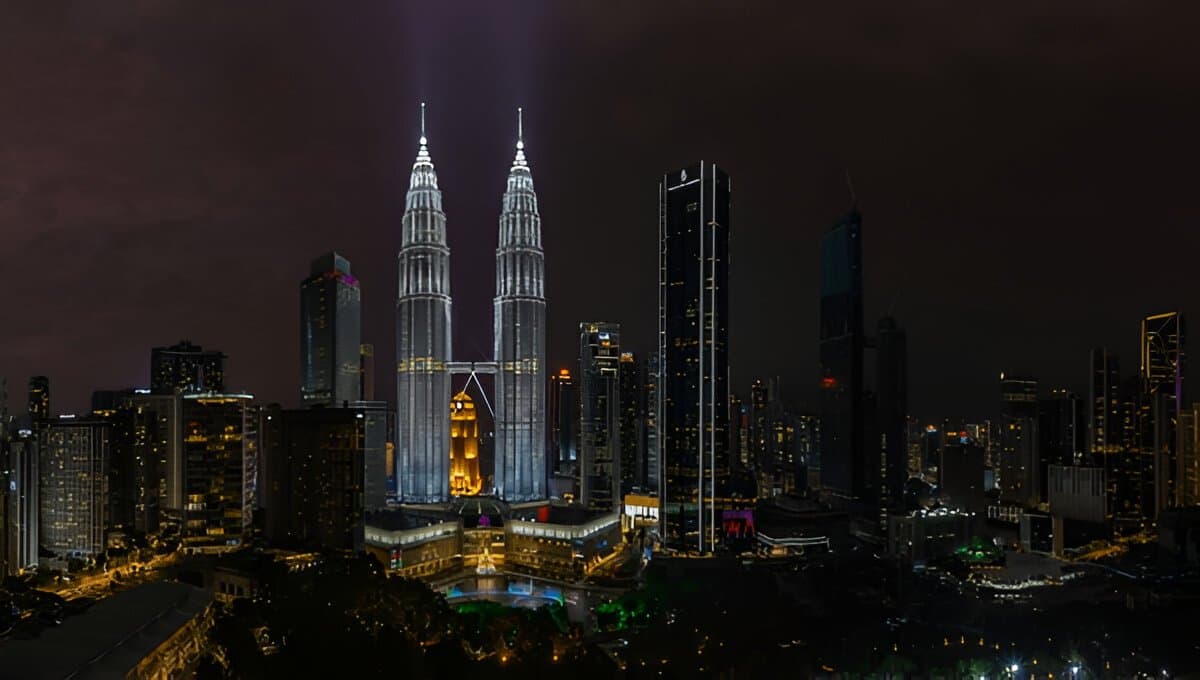 Explore the Petronas Twin Towers