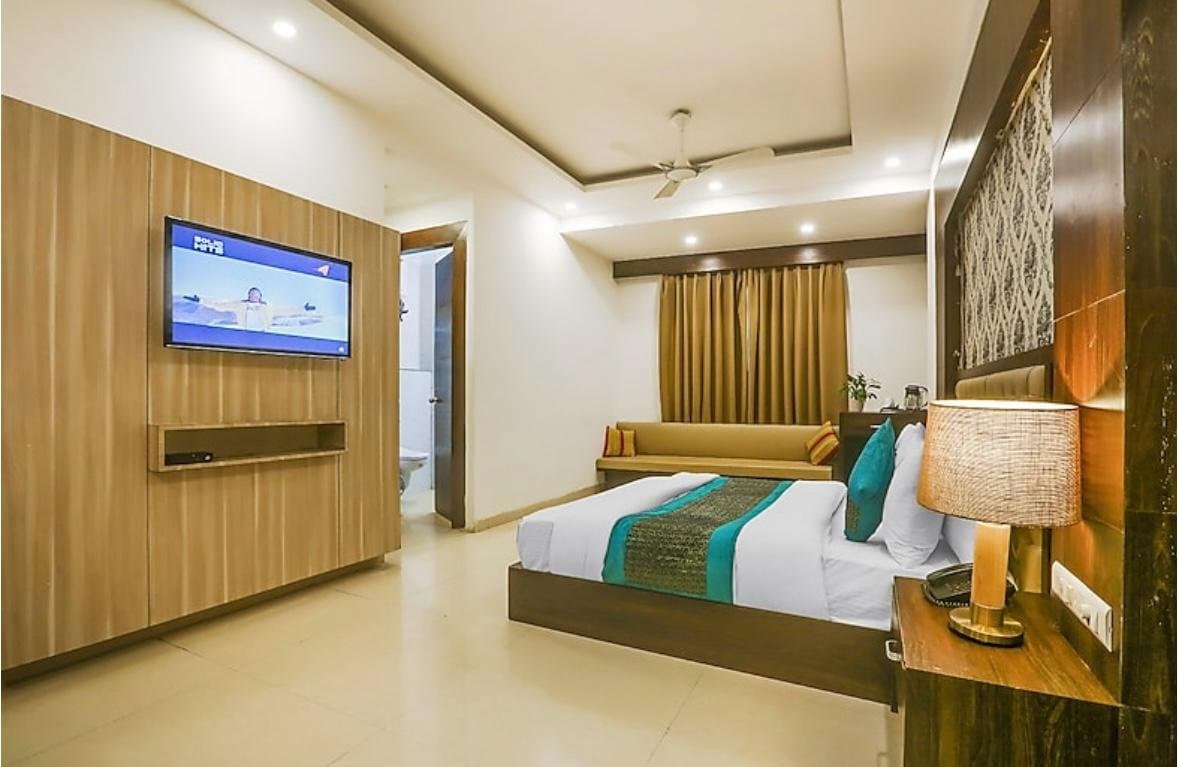 Hotel Almati Inn by R S Global