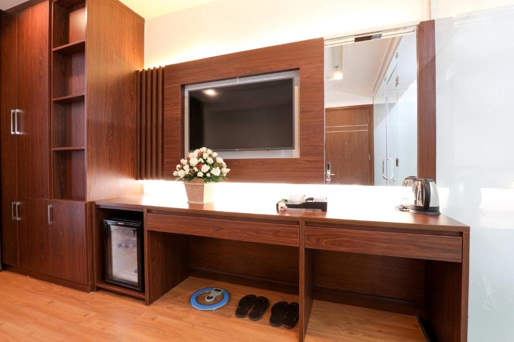 Prague Hotel Vietnam