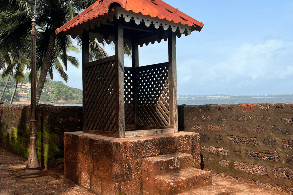 A Complete Guide to Calangute Beach in Goa for Your Perfect Tour 