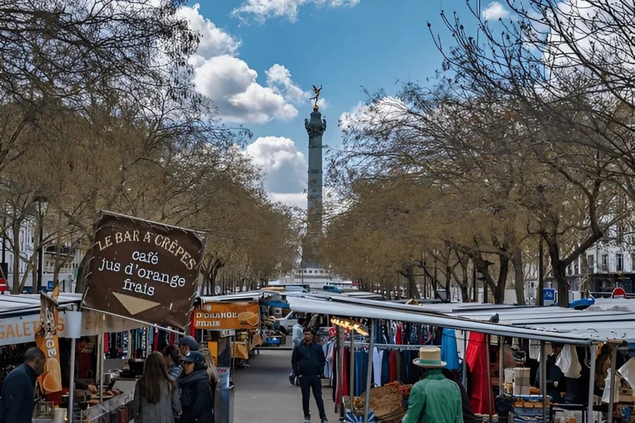 Marché Bastille, Paris (France)