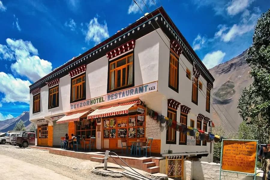 Hotel Deyzor & Restaurant