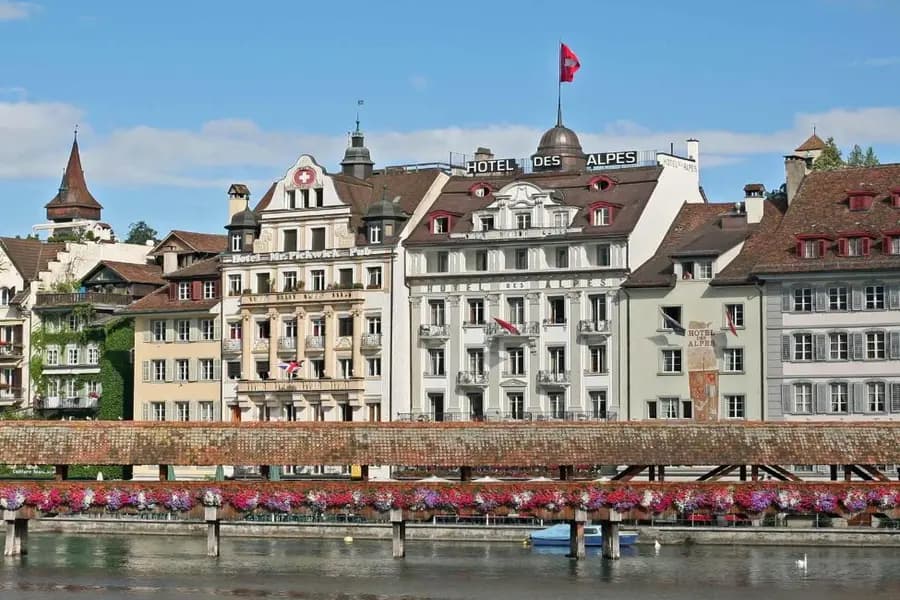 Hotel Des Alpes