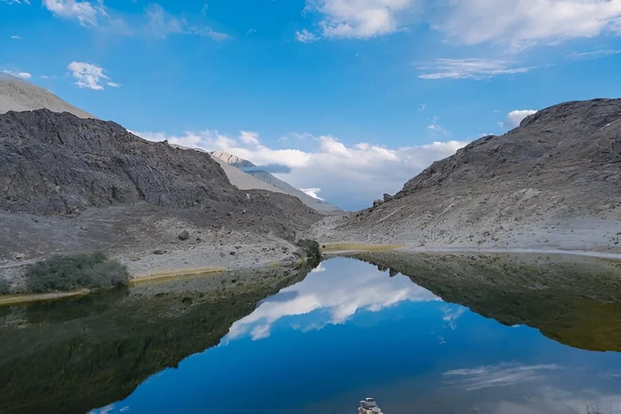 Yarab Tso Lake