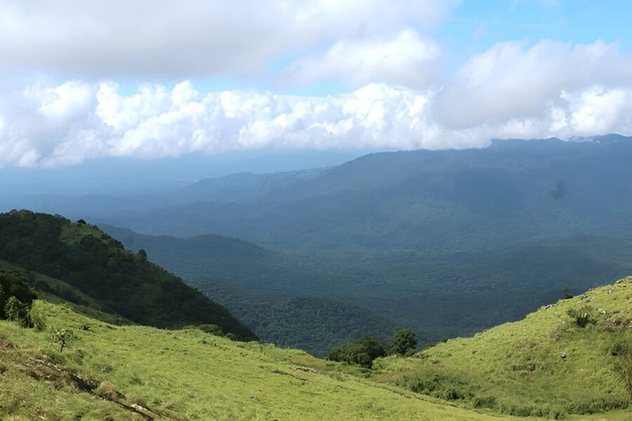 Ponmudi