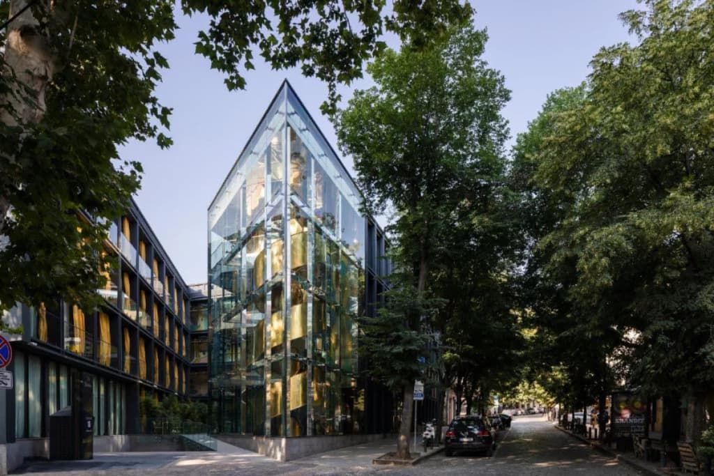 Glarros OldTown, Tbilisi