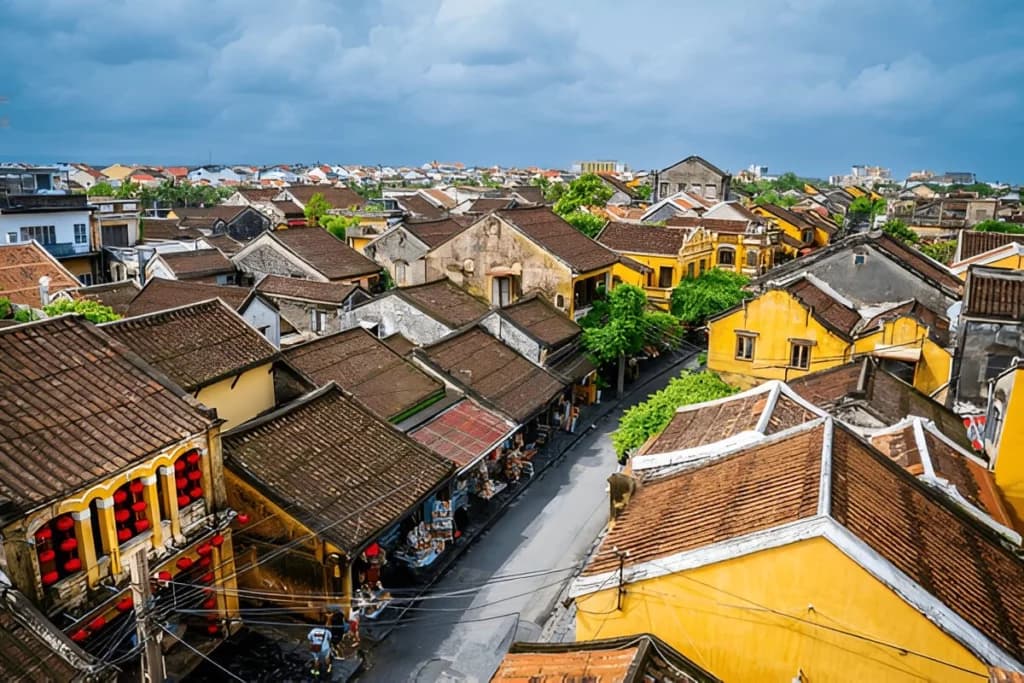Tour the Old Town of Hoi An