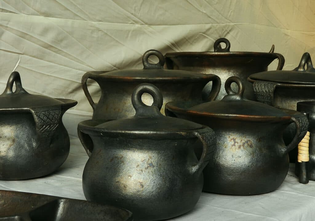 Manipuri Black Pottery (Nungbi)