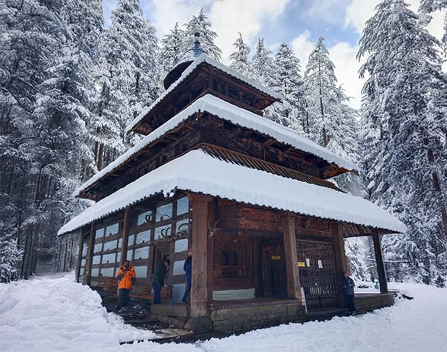 Manali Moments & Ice Breakers