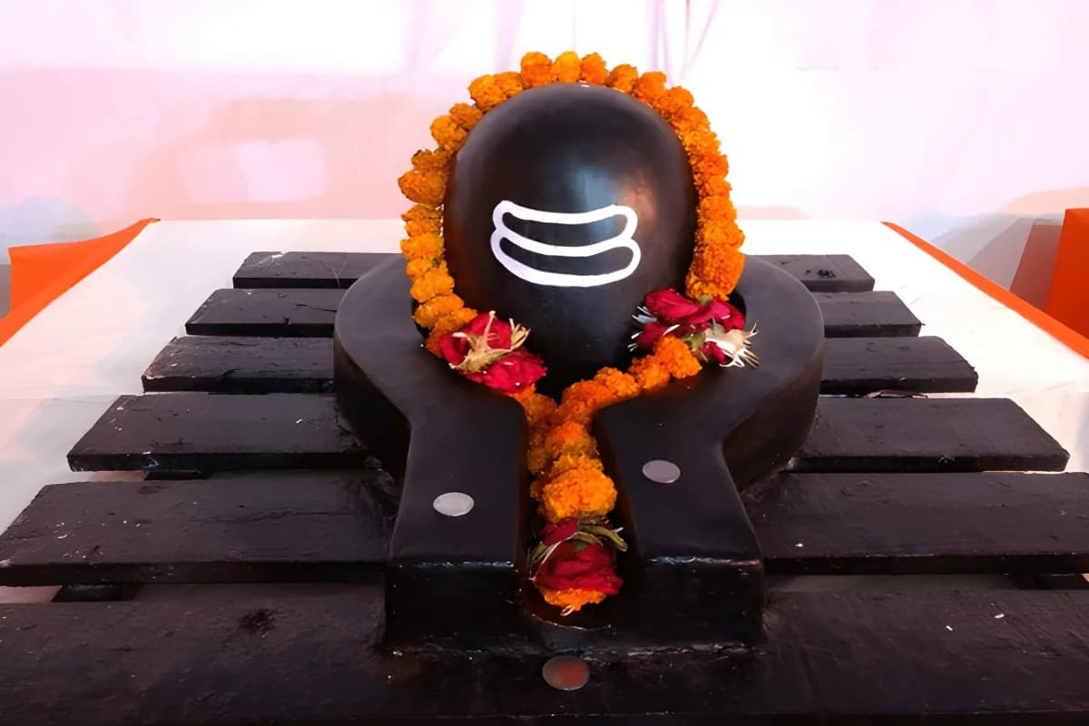 Omkar Ratneshwar Mahadev Temple