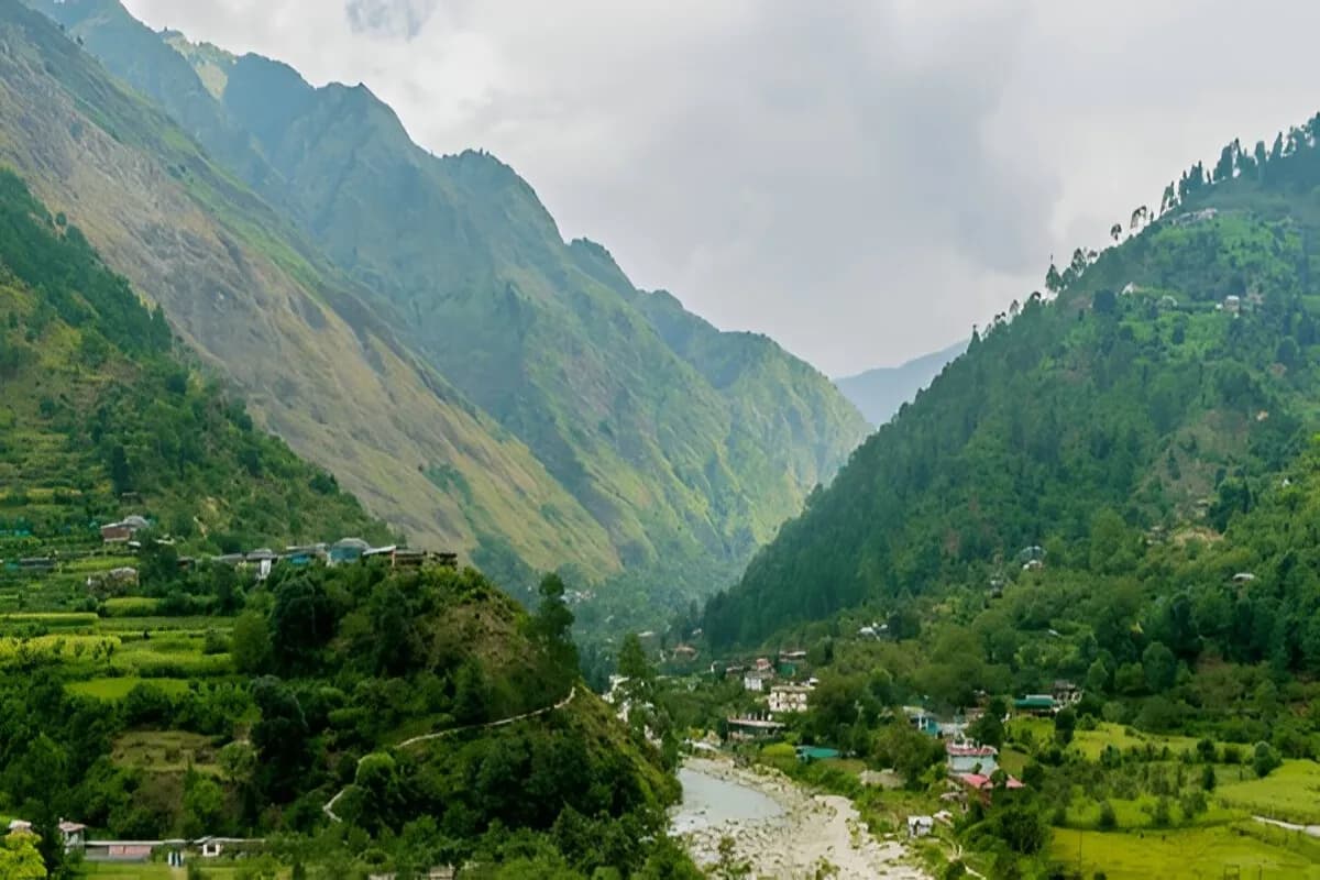 Tirthan Valley