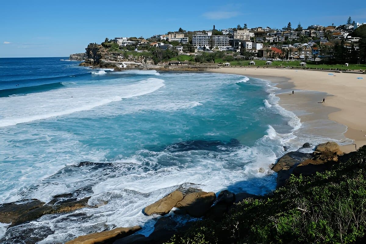 Bronte Beach