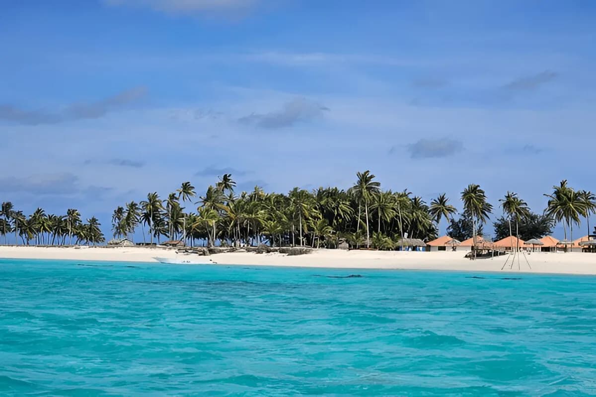 Thinnakara Island