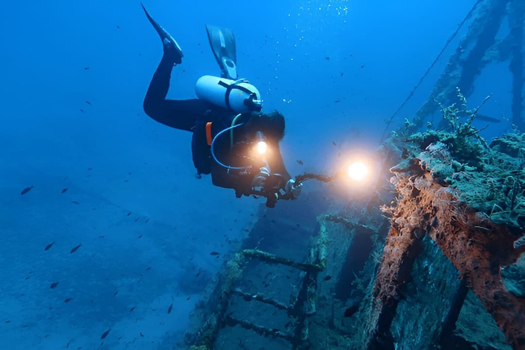 Shipwreck Diving (Colombo & Galle)