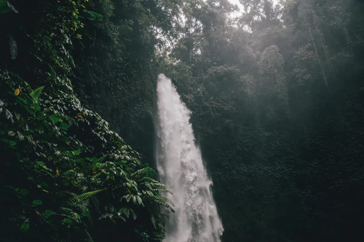 Nungnung Waterfall