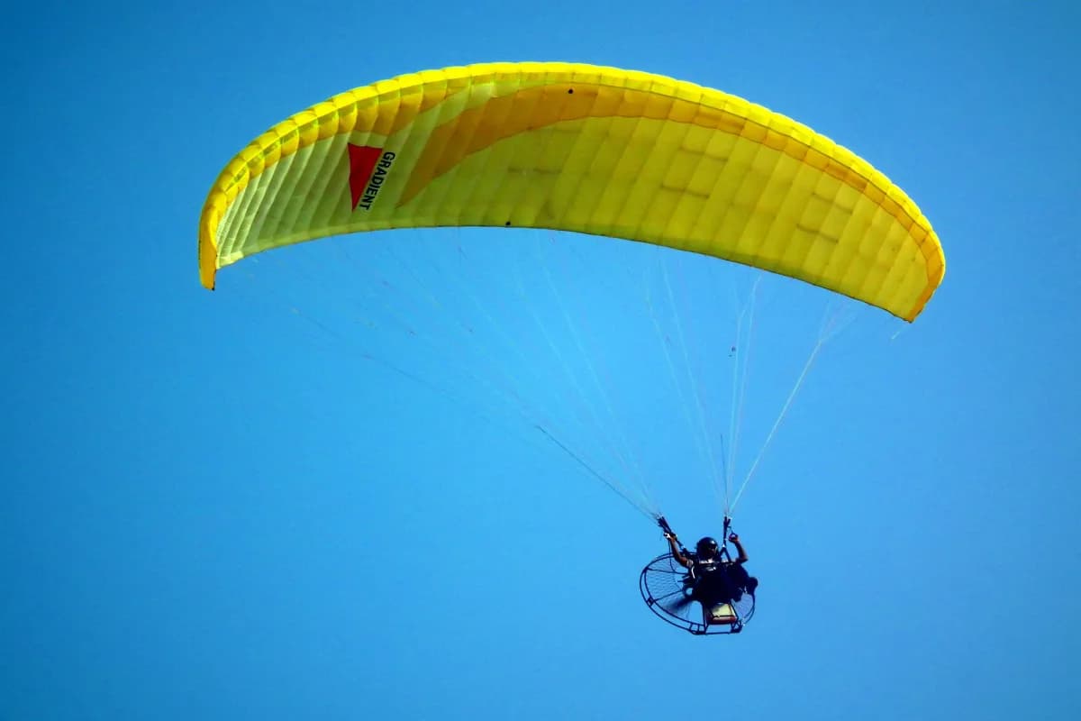 Paragliding