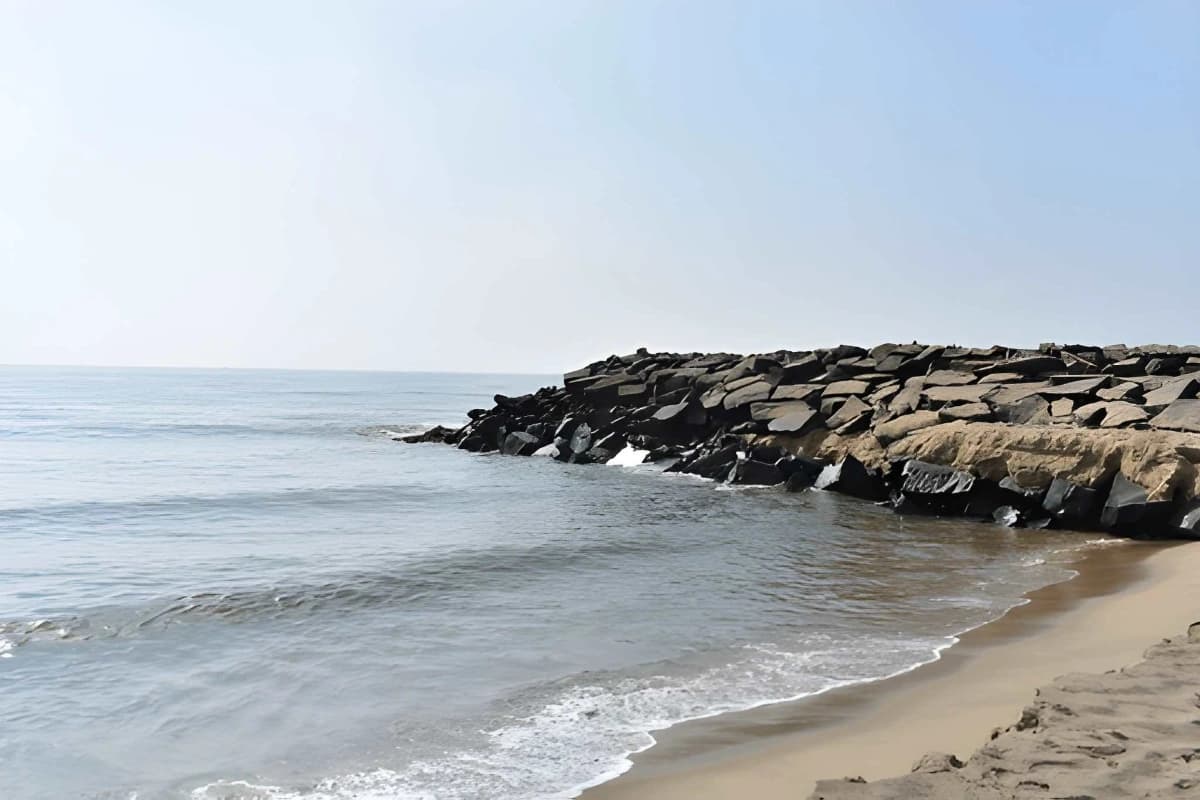 Promenade Beach