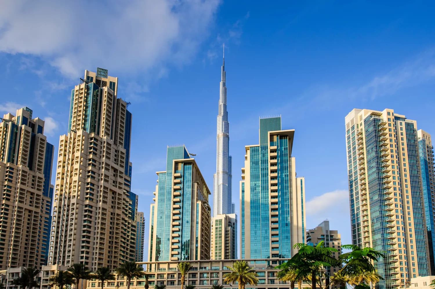 Dubai Highlights Getaway - FREE Desert Safari