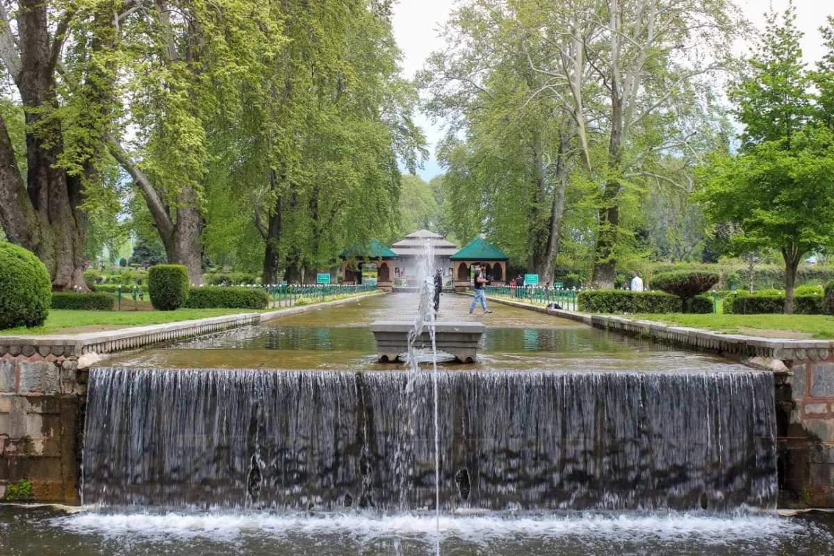 shalimar garden