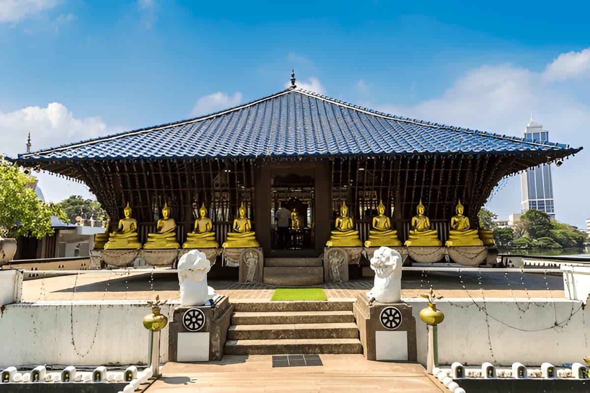 Gangaramaya Temple