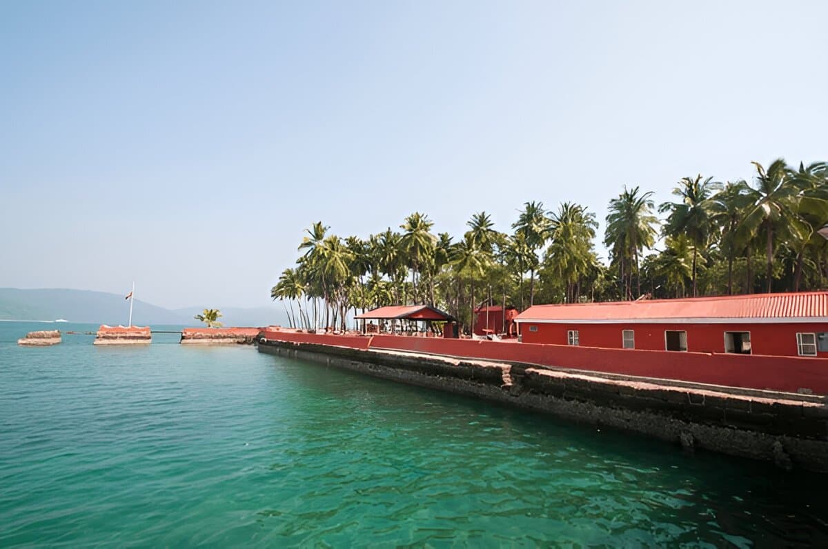 Relax in andaman with Baratang Excursion
