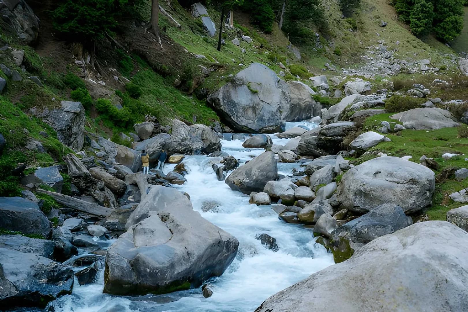 Trekking in Manali