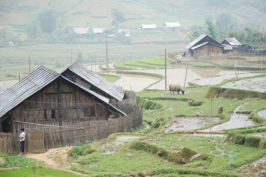 Ta Van Village