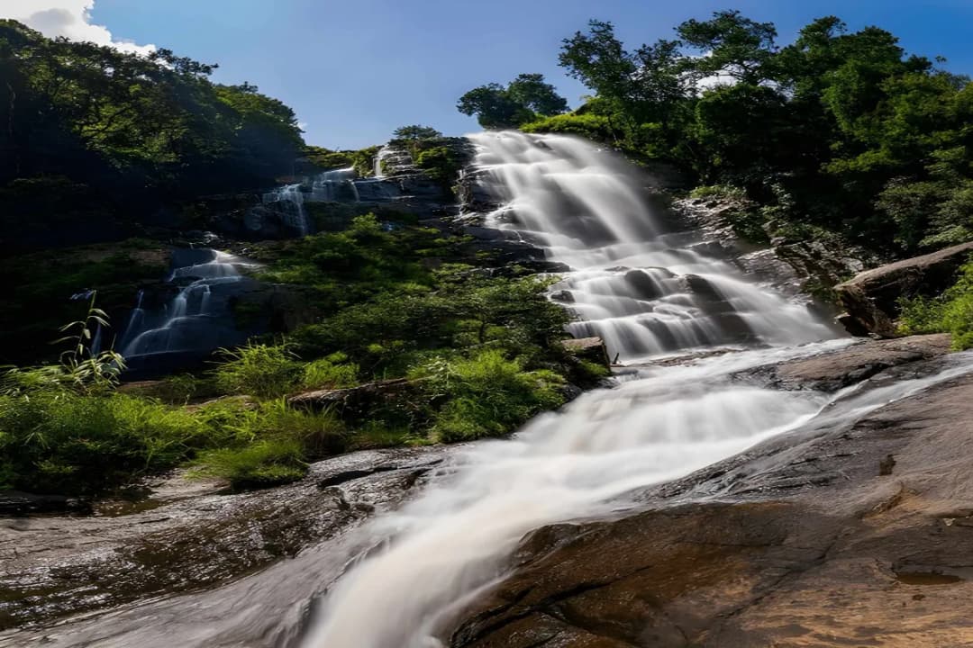 Tyrshi Falls Step Trek
