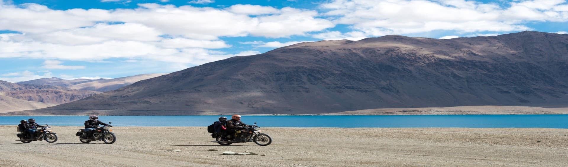 Manali vs Srinagar Route for Ladakh – Which is the Best Route for Ladakh Trip?