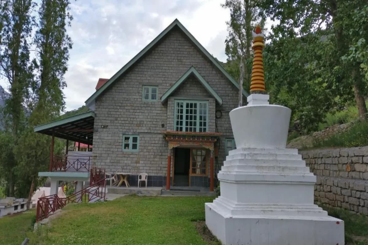 Gemoor Khar
