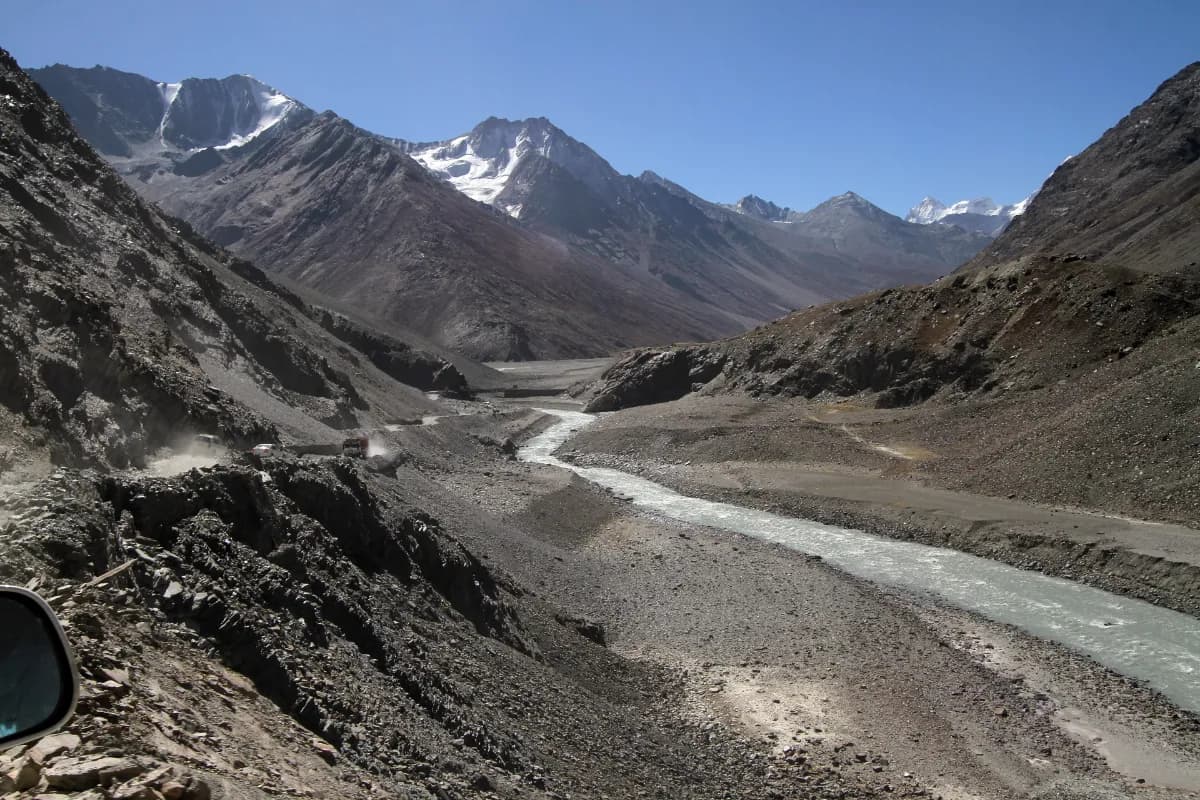 kunzum pass
