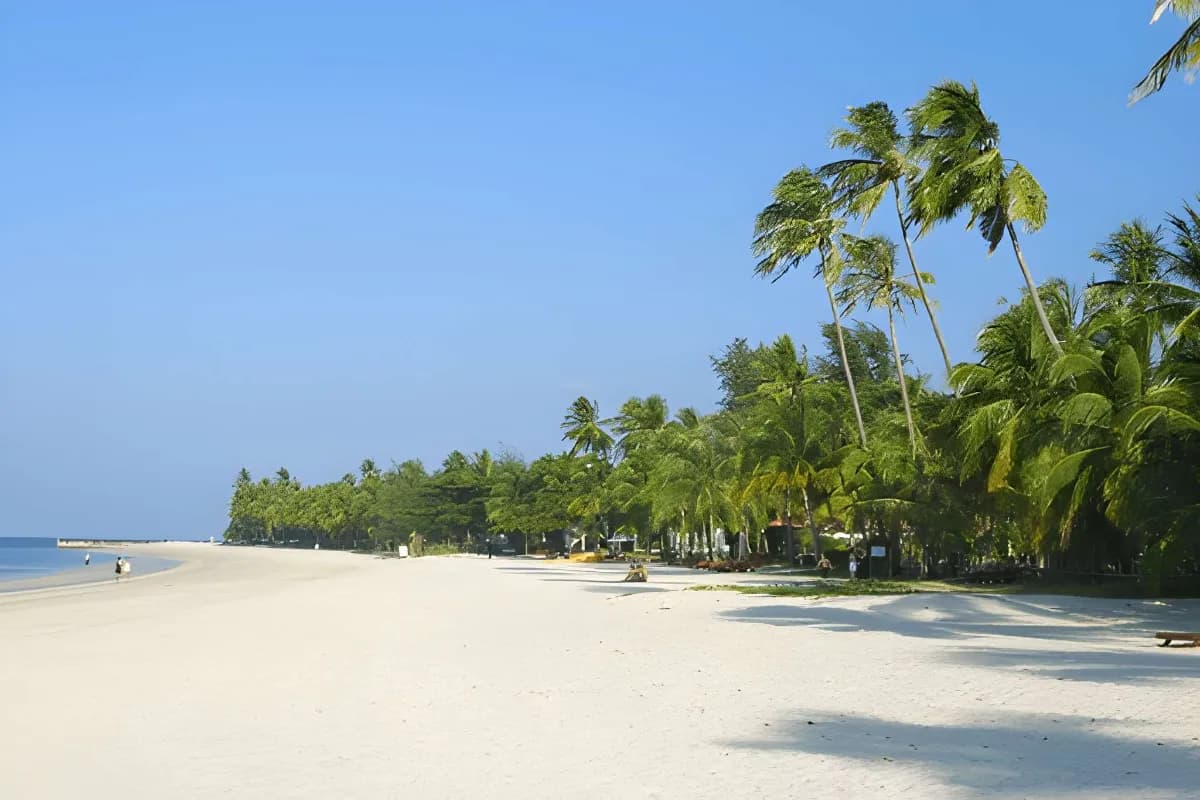 Pantai Cenang Beach