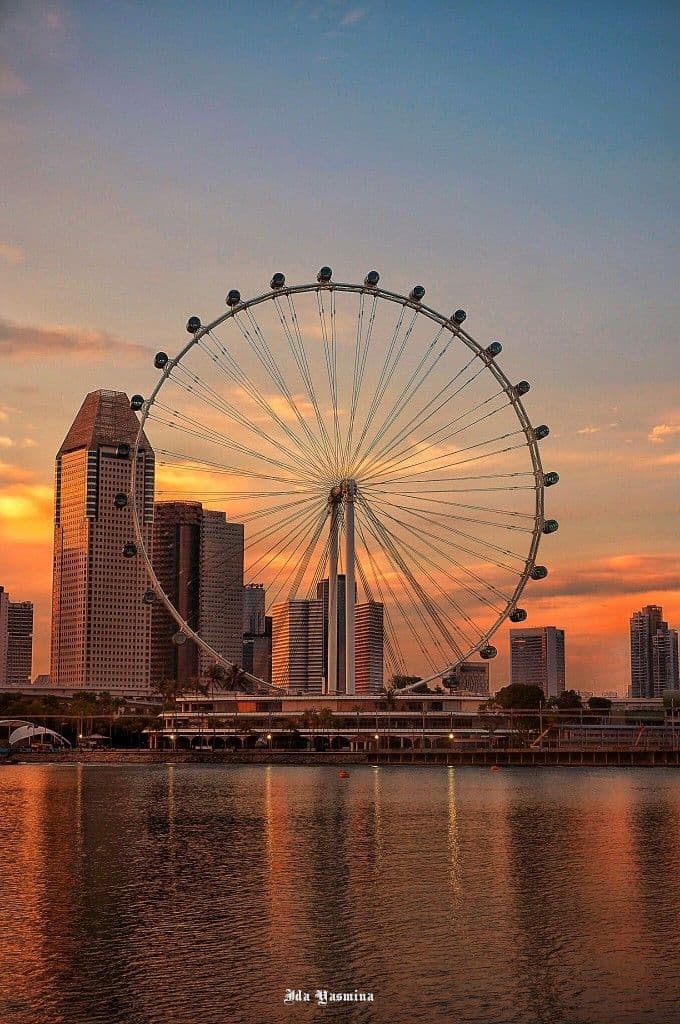 Singapore Flyer