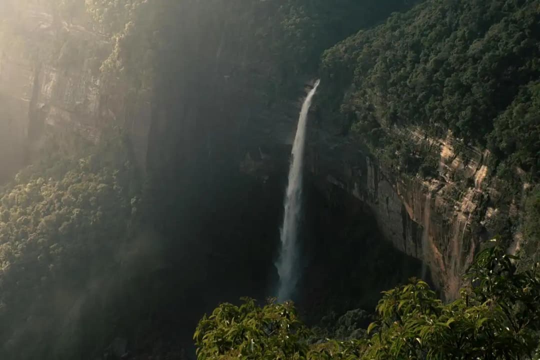 Nohkalikai Falls Viewpoint