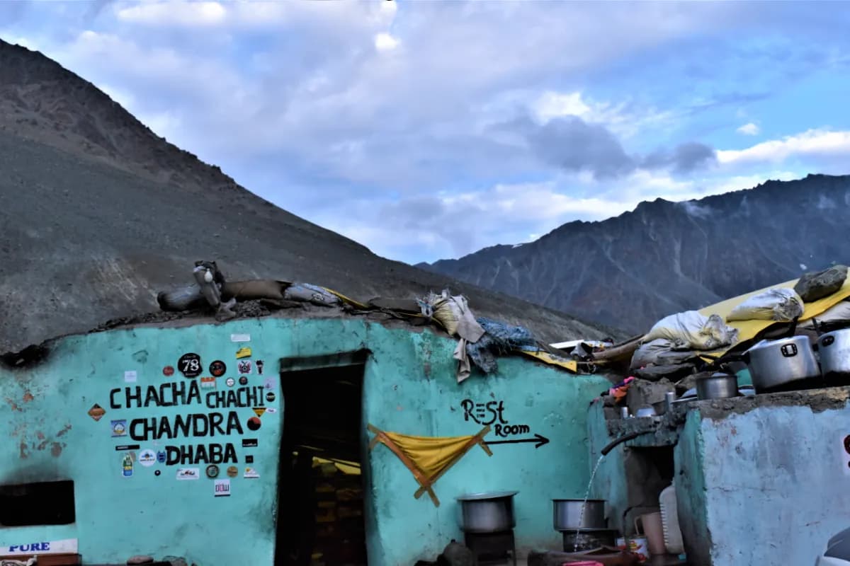 Chacha Chachi Dhaba