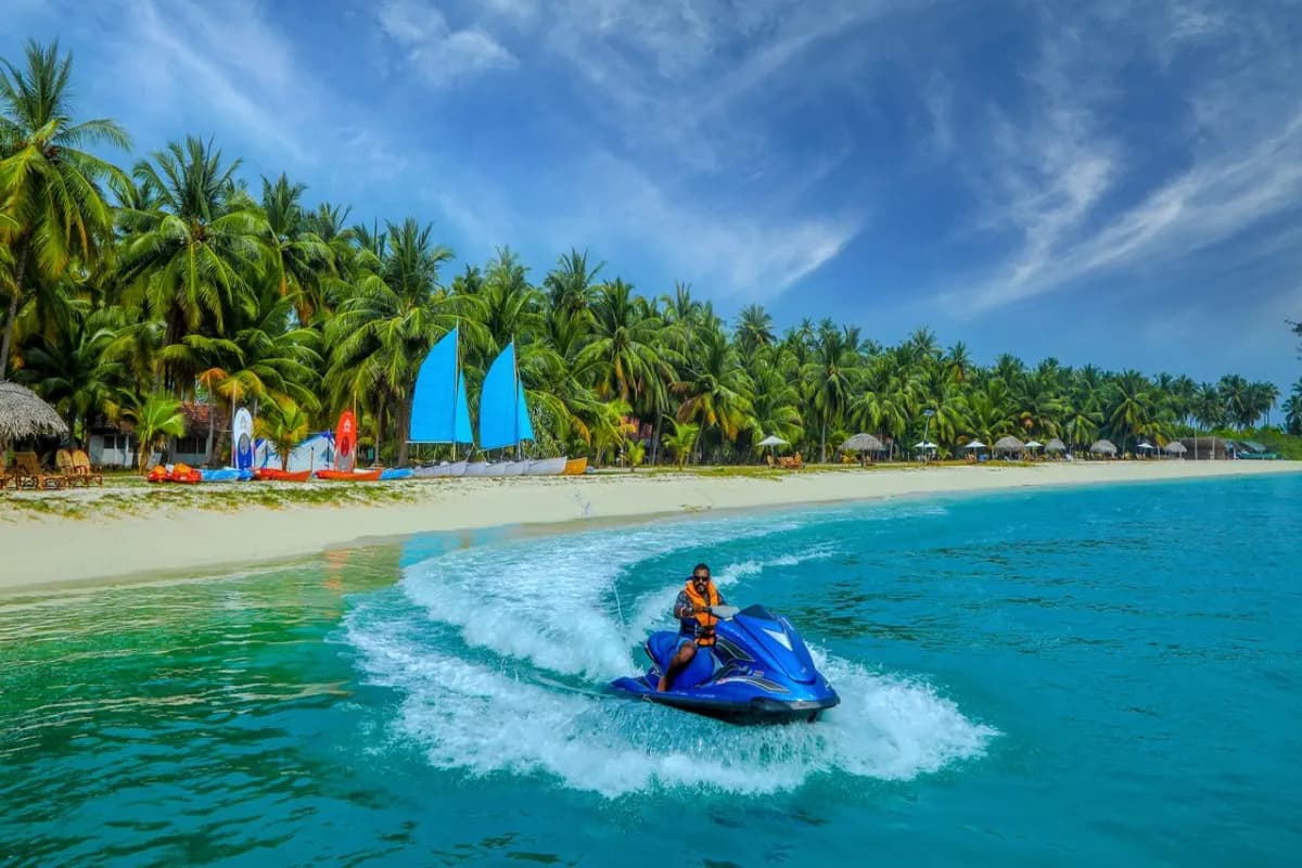 Kavaratti Beach