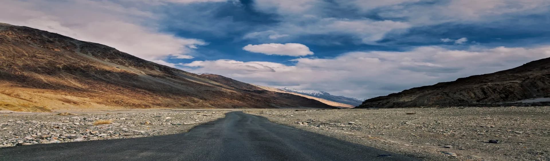 10 Mistakes to Avoid on Your First Ladakh Trip (Most People Regret #5)