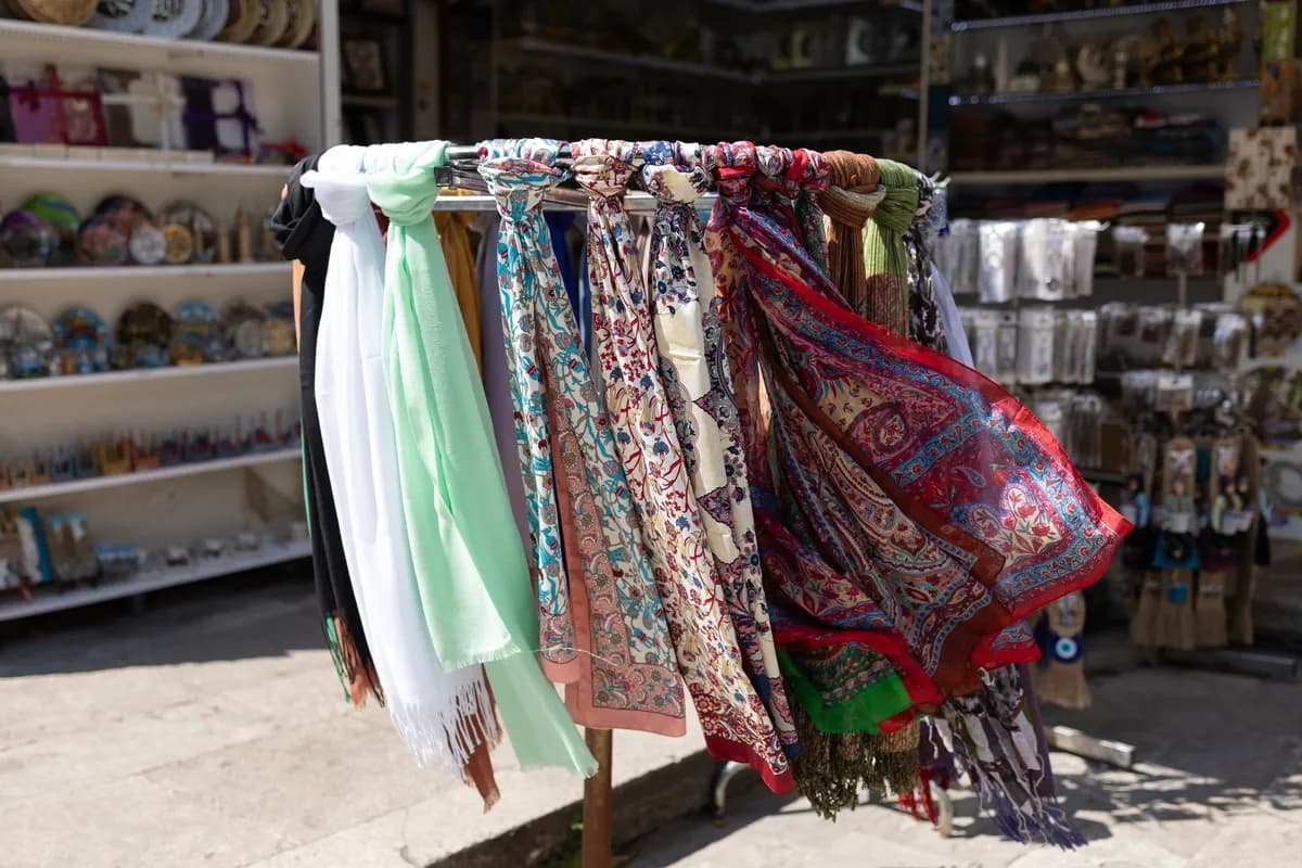 Scarfs