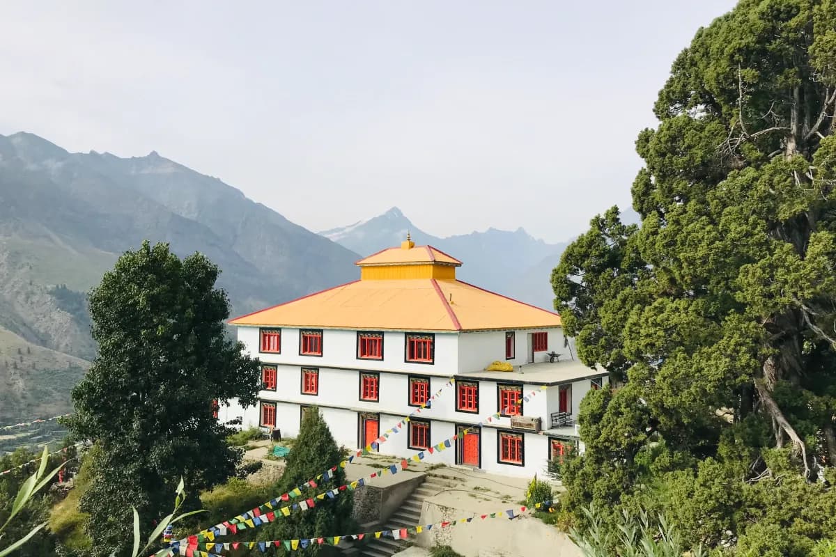 Shashur monastery