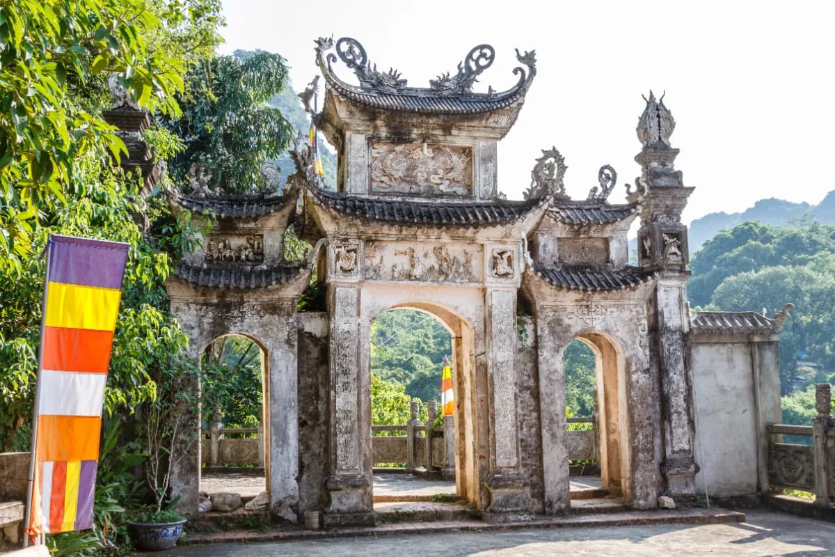 Huong Pagoda