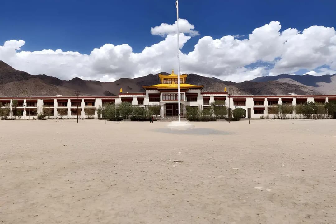 Mountain-Facing Campus Views