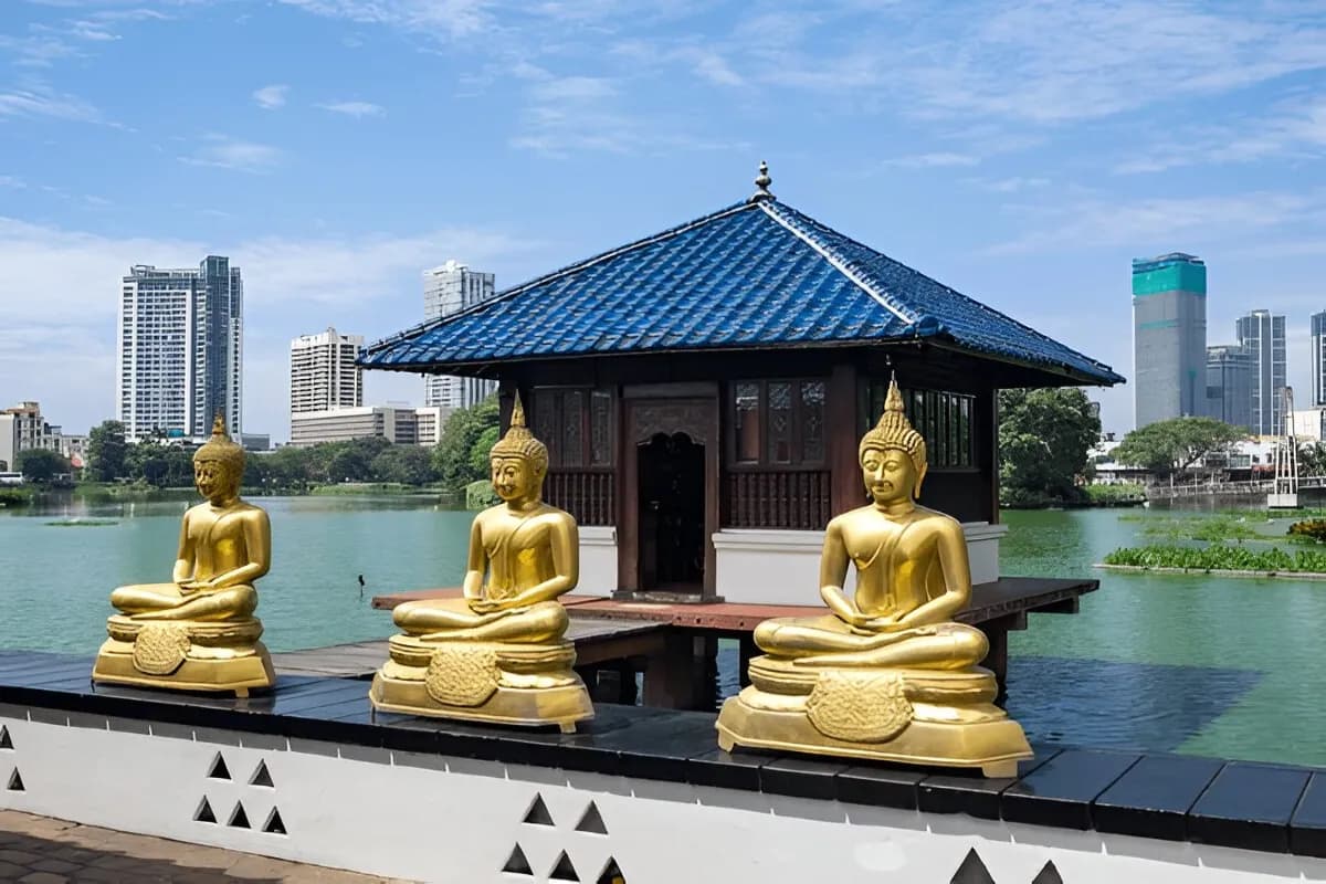 Gangaramaya Temple