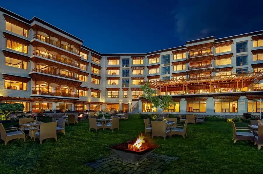 The Grand Dragon Hotel