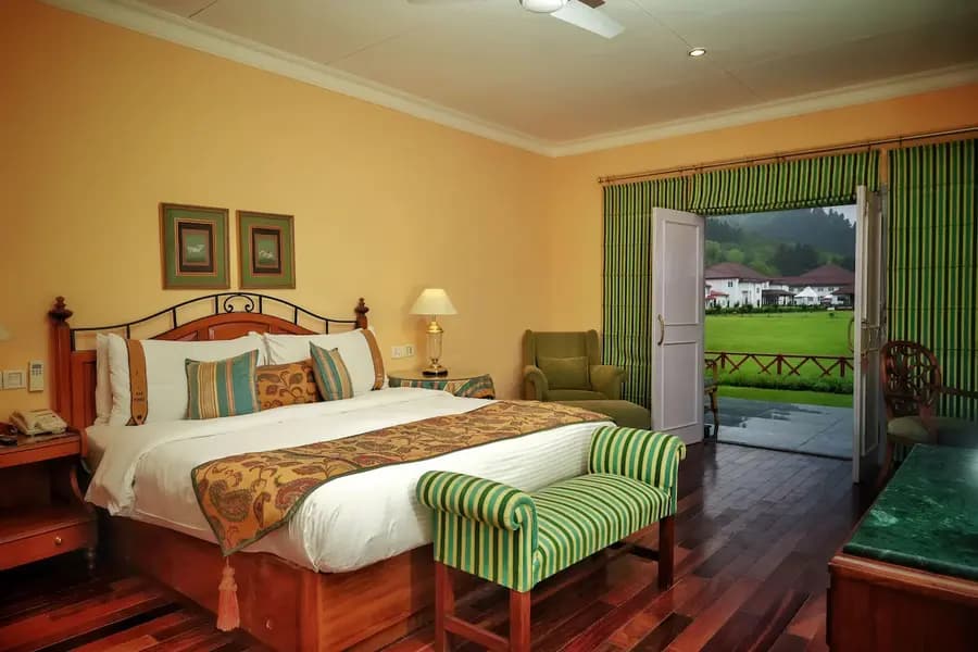 Hotels in Kashmir